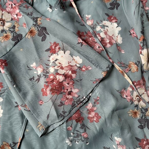 Apt 9 Women's Large Sheer Gray Floral Bell Sleeve Tie Neck Blouse + Camisole - Picture 6 of 9